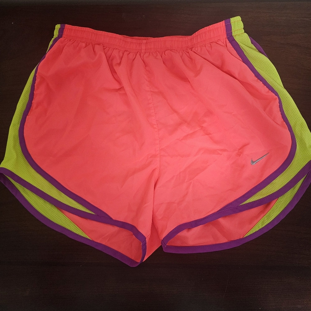 Womens Nike Dri Fit Shorts - Medium